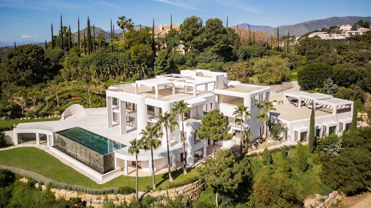 New Villa in La Zagaleta, Benahavís — photo 3 of 30