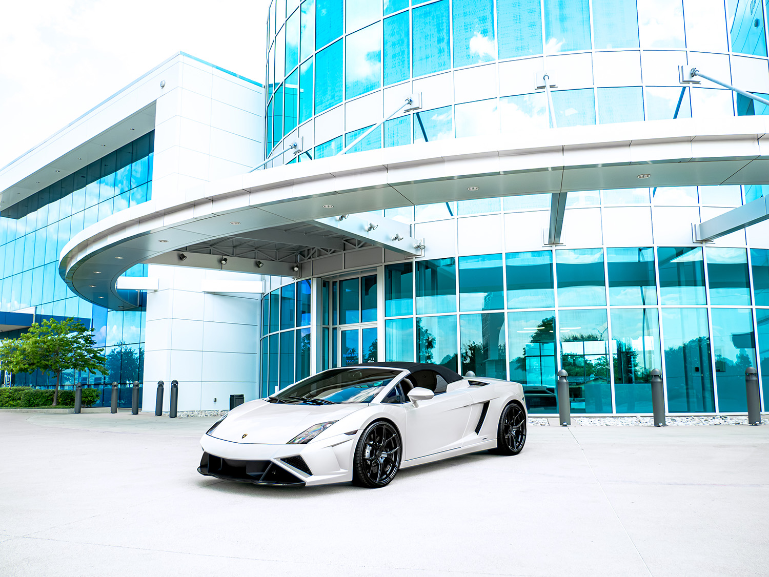 2013 Lamborghini Gallardo Spyder LP 560-4 — photo 1 of 30