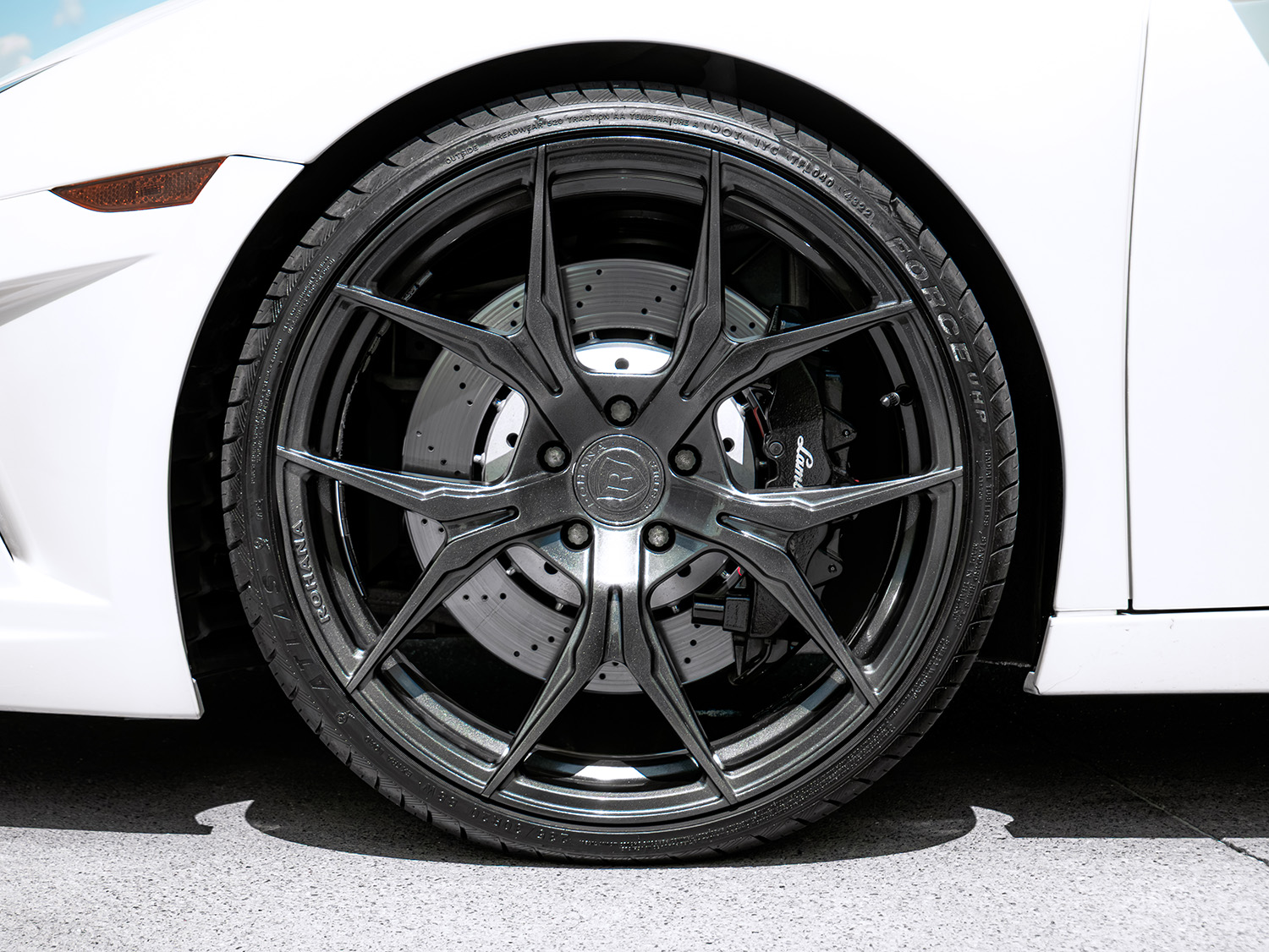 2013 Lamborghini Gallardo Spyder LP 560-4 — photo 16 of 30
