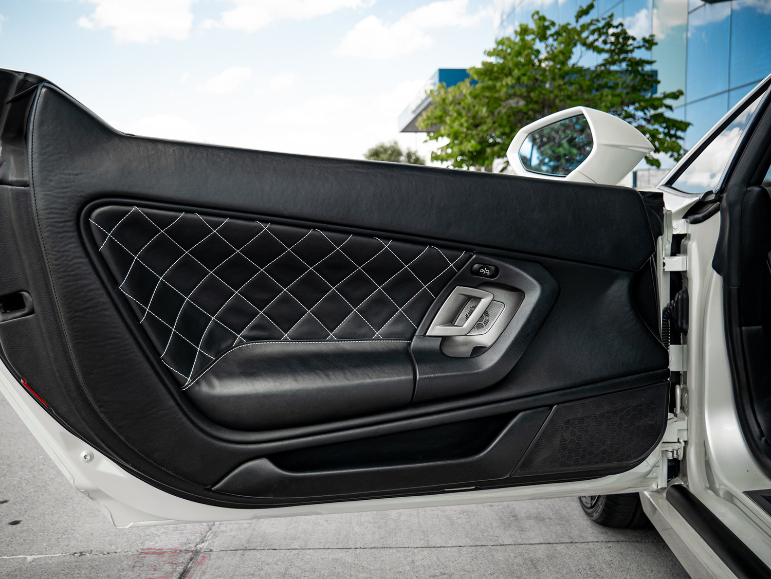 2013 Lamborghini Gallardo Spyder LP 560-4 — photo 20 of 30
