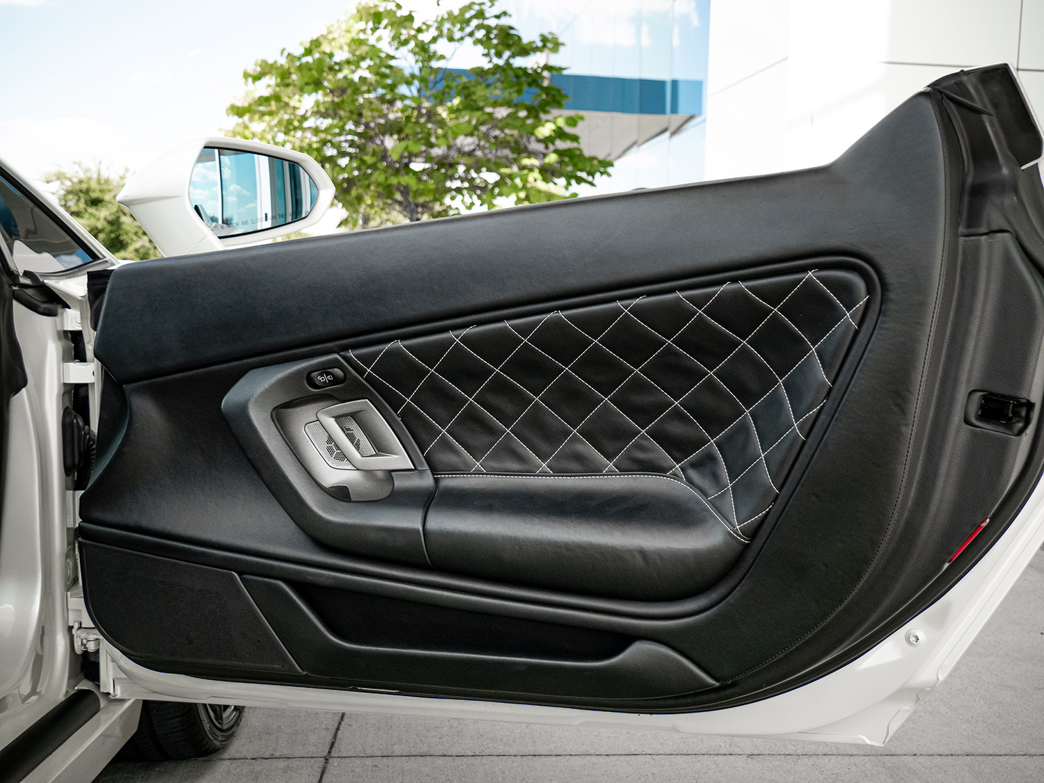 2013 Lamborghini Gallardo Spyder LP 560-4 — photo 24 of 30