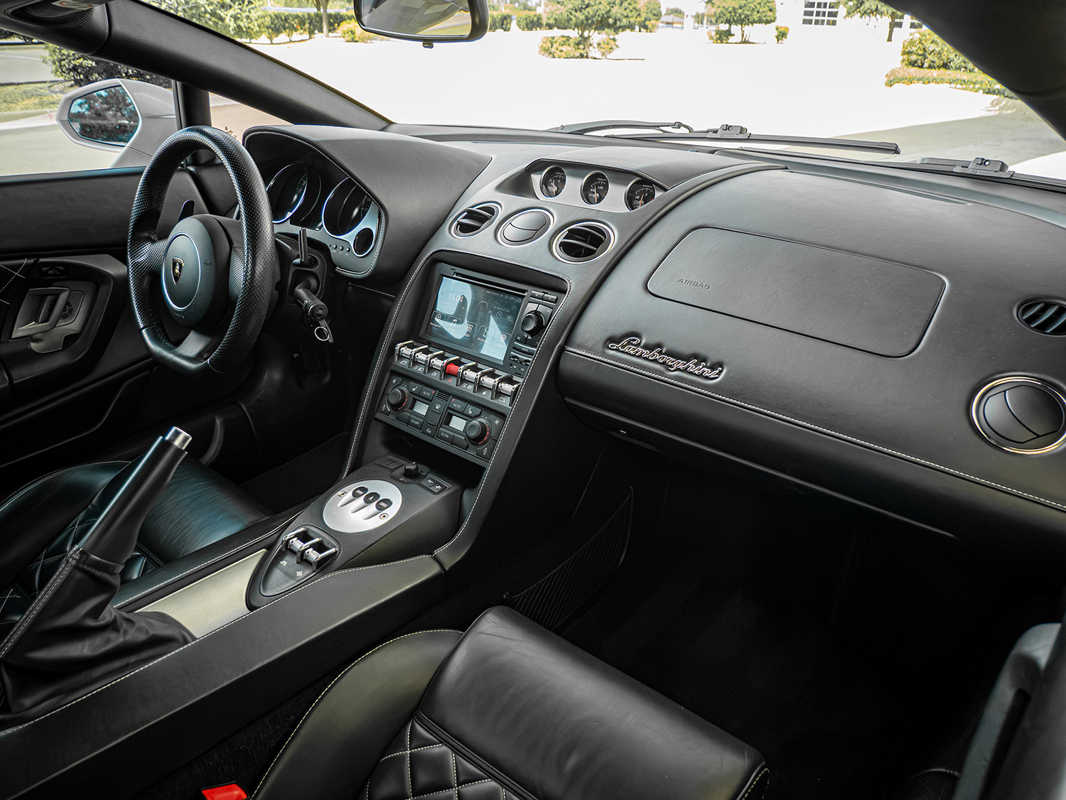 2013 Lamborghini Gallardo Spyder LP 560-4 — photo 25 of 30