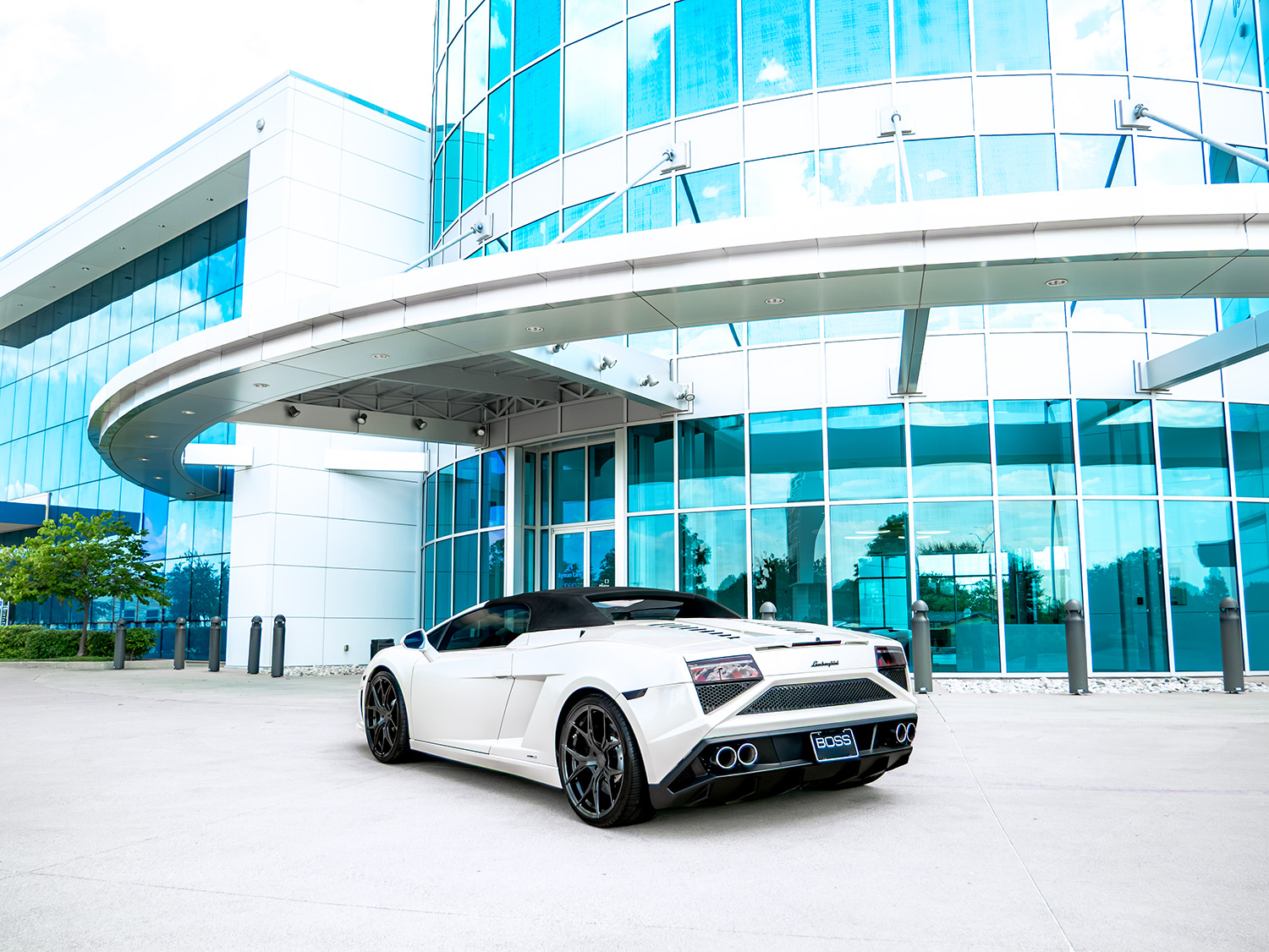 2013 Lamborghini Gallardo Spyder LP 560-4 — photo 3 of 30