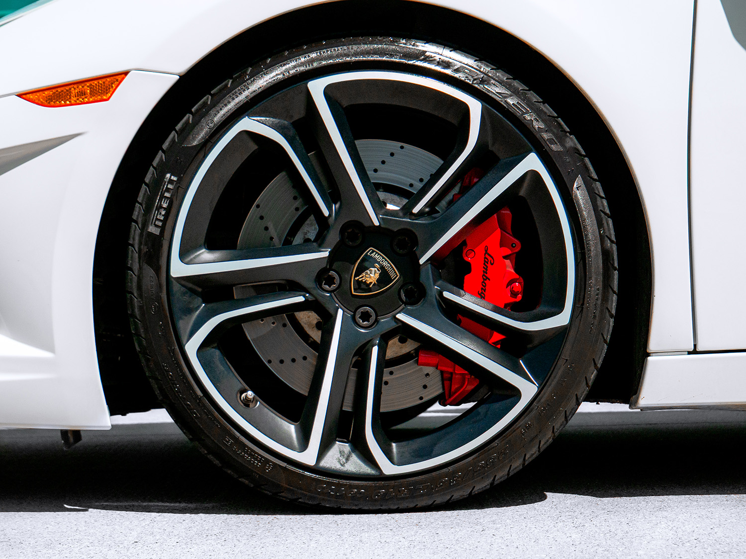 2014 Lamborghini Gallardo Spyder LP 560-4 50th Anniversary Final Edition — photo 19 of 30