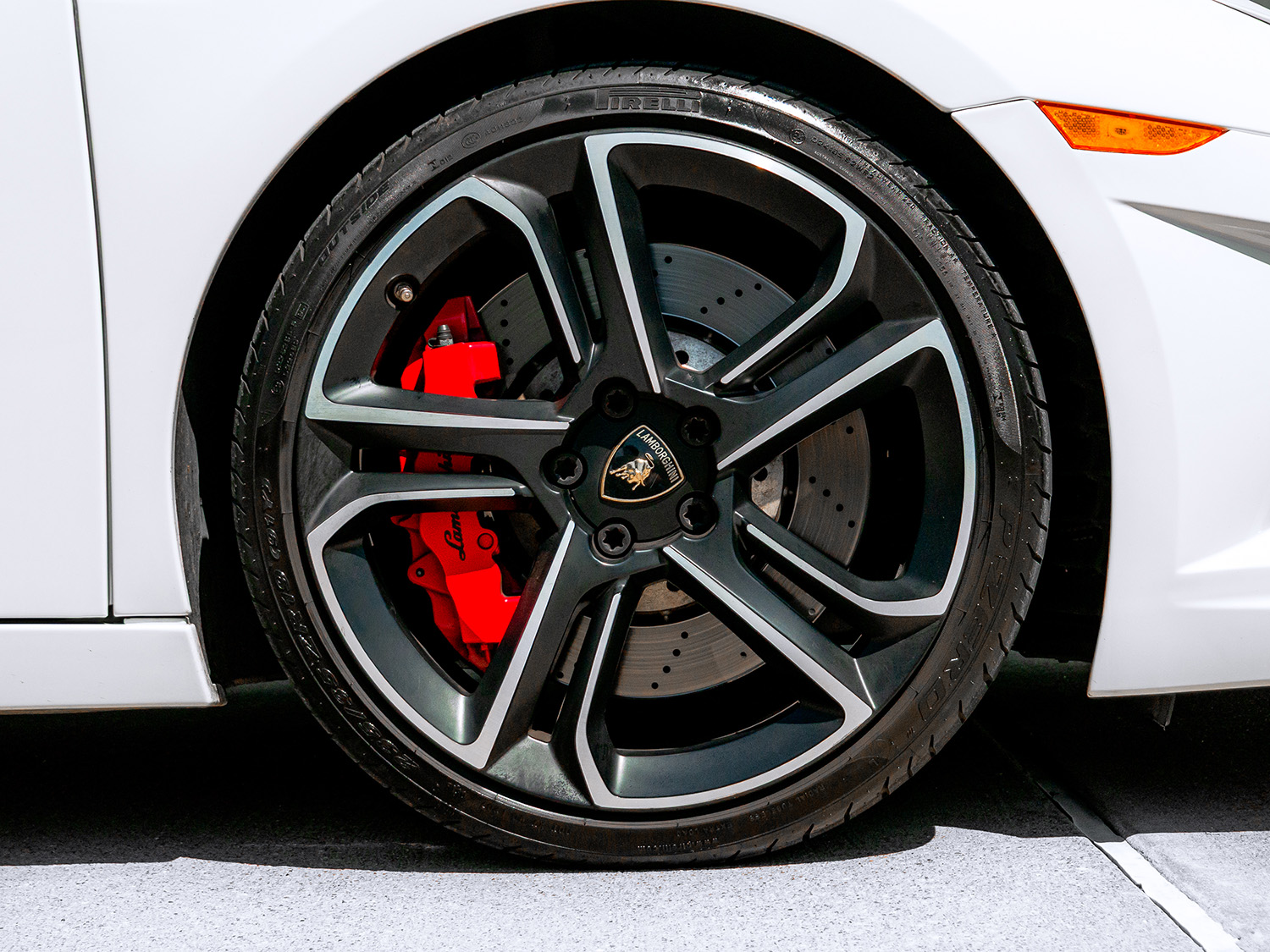 2014 Lamborghini Gallardo Spyder LP 560-4 50th Anniversary Final Edition — photo 21 of 30
