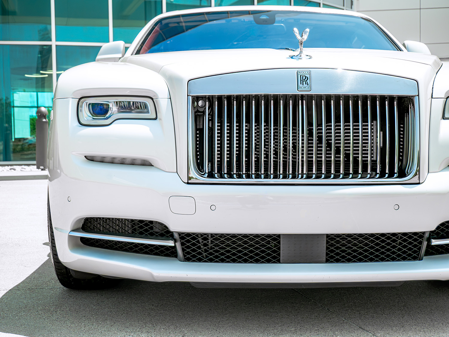 2017 Rolls-Royce Wraith — photo 10 of 30