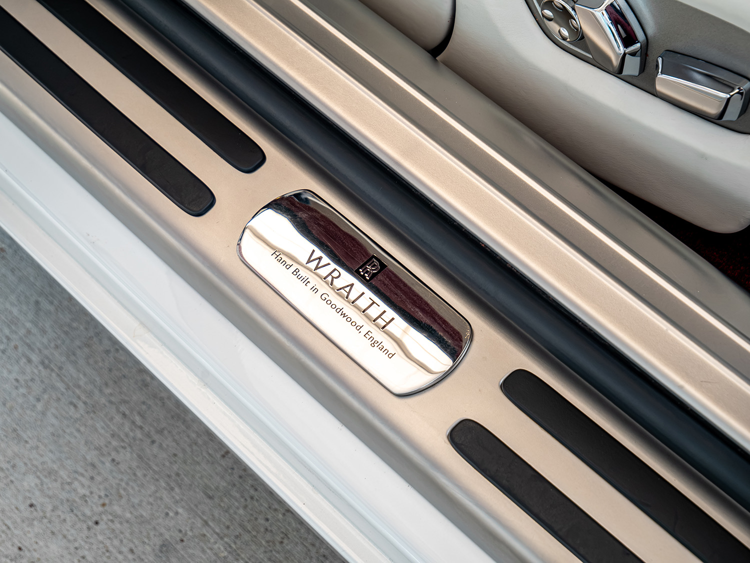 2017 Rolls-Royce Wraith — photo 23 of 30