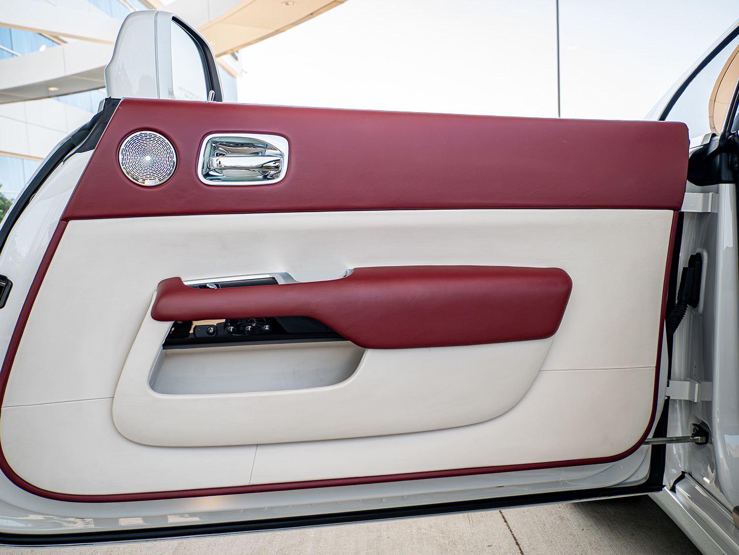 2017 Rolls-Royce Wraith — photo 26 of 30