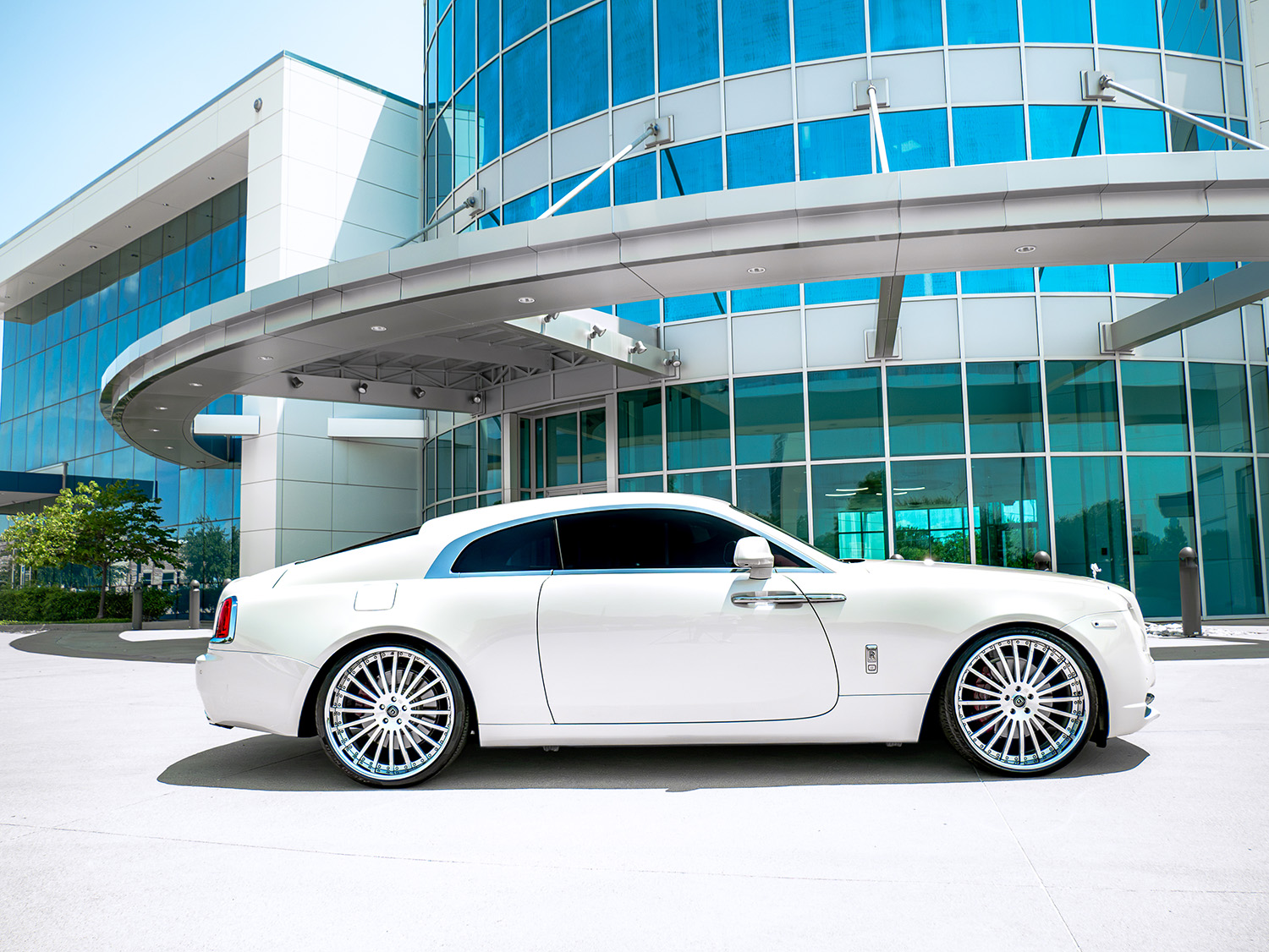 2017 Rolls-Royce Wraith — photo 6 of 30