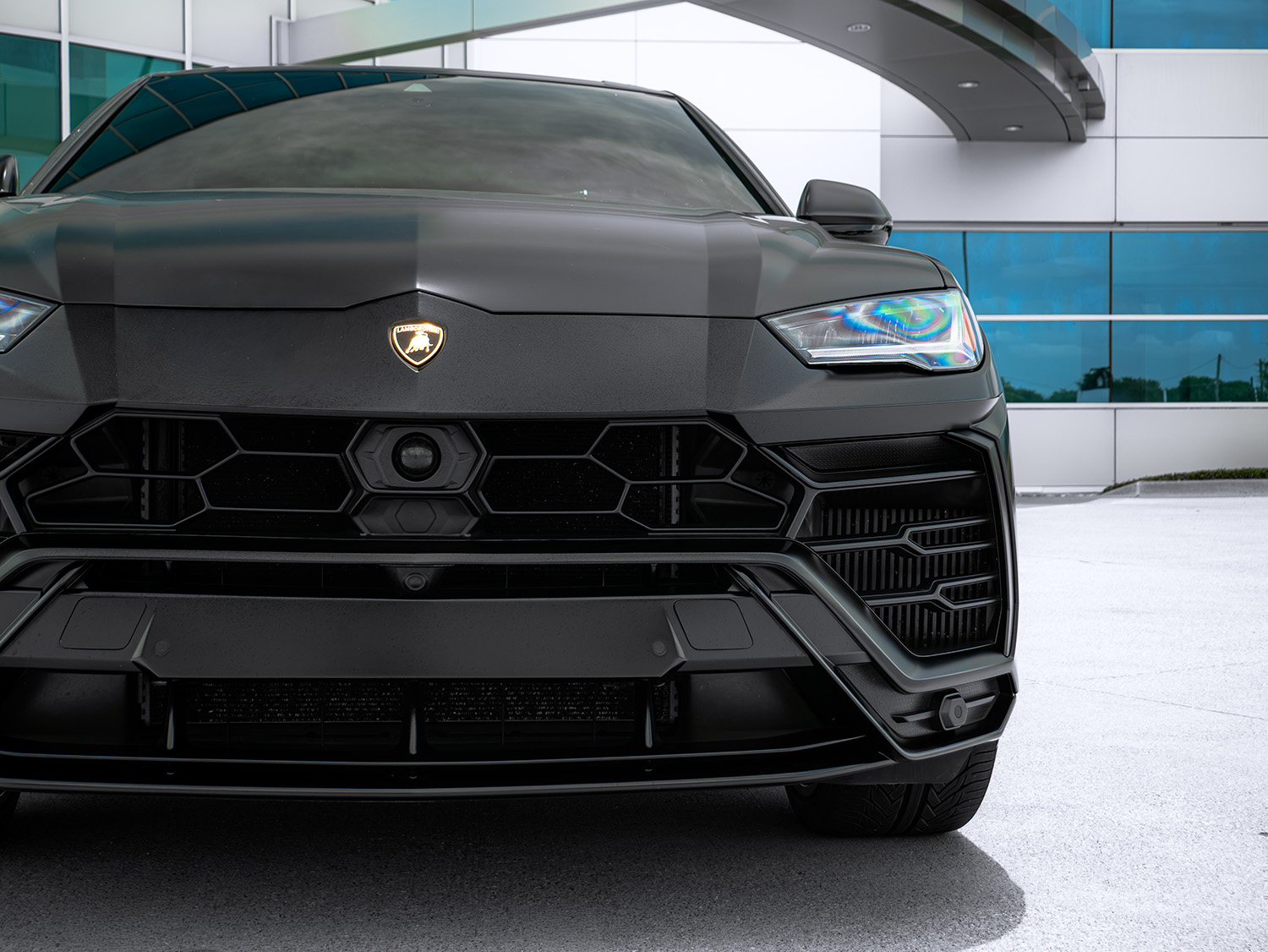 2021 Lamborghini Urus — photo 11 of 30