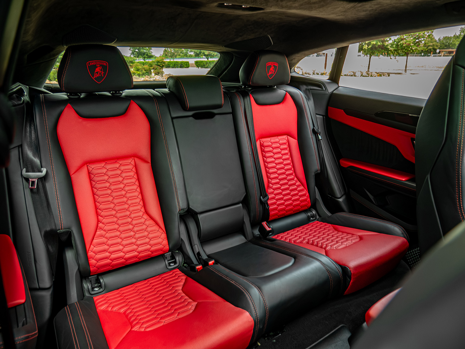 2021 Lamborghini Urus — photo 30 of 30