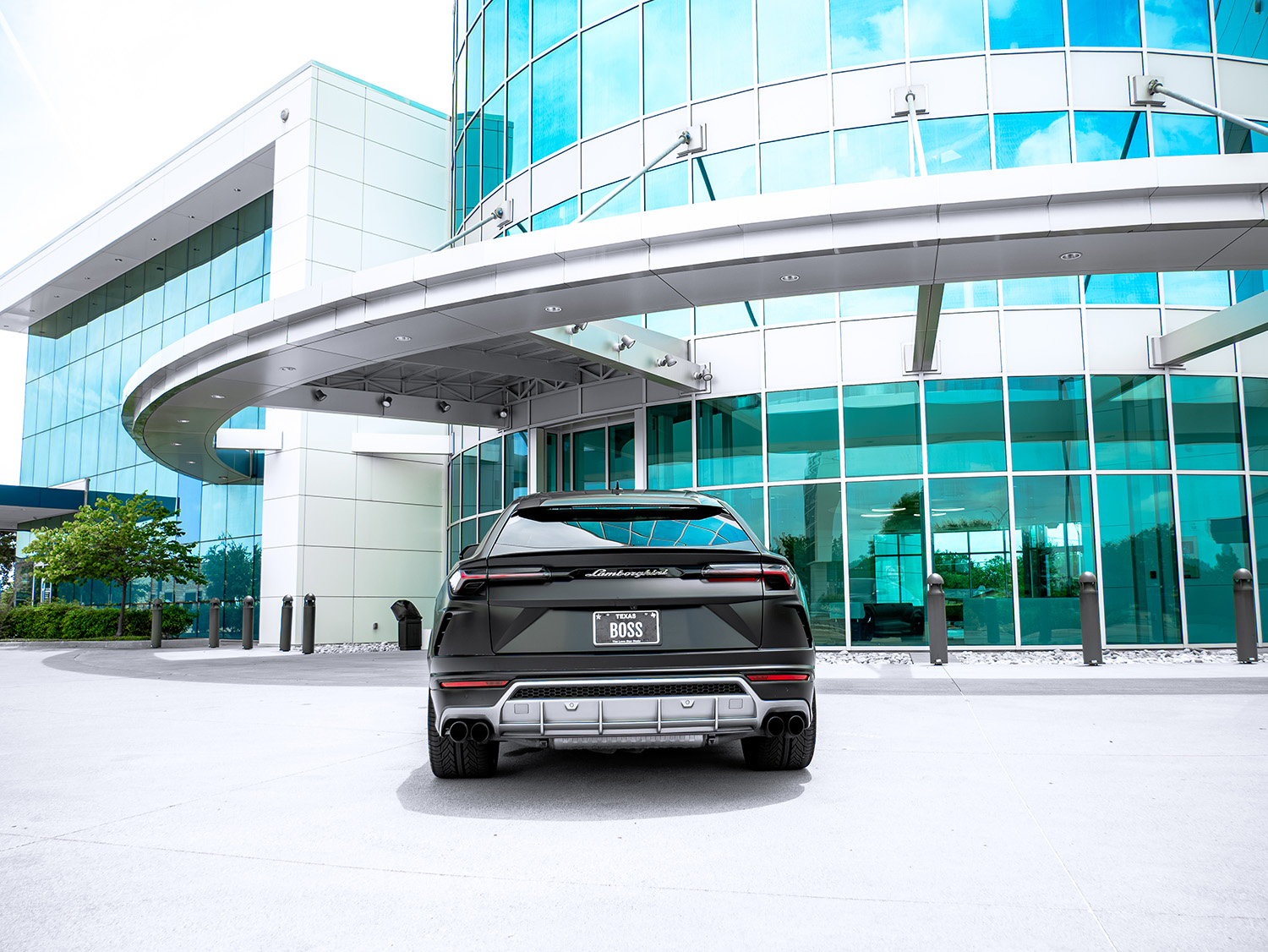 2021 Lamborghini Urus — photo 4 of 30