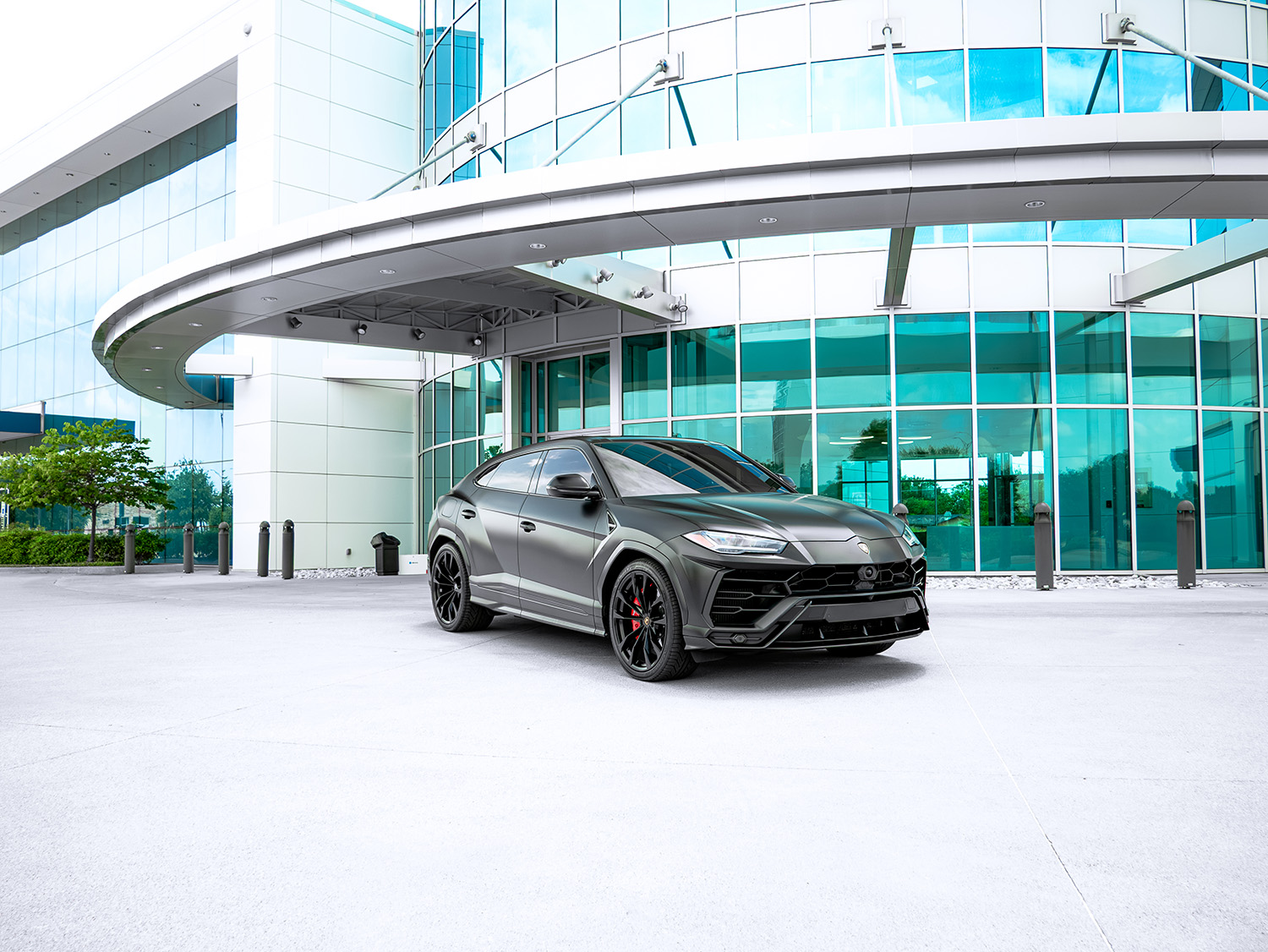 2021 Lamborghini Urus — photo 7 of 30