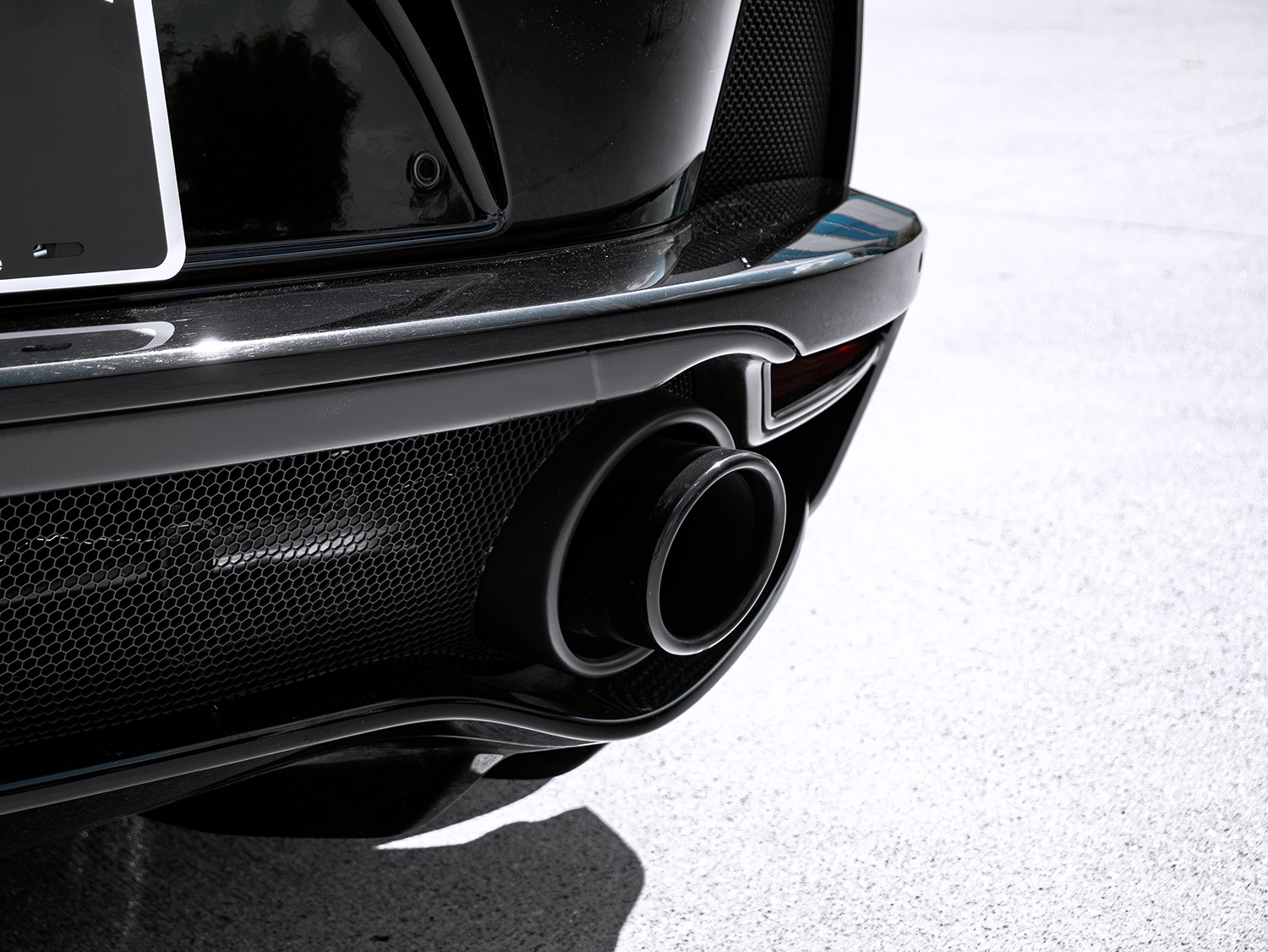 2023 McLaren GT — photo 15 of 30
