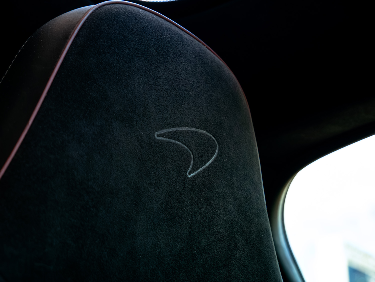 2023 McLaren GT — photo 26 of 30