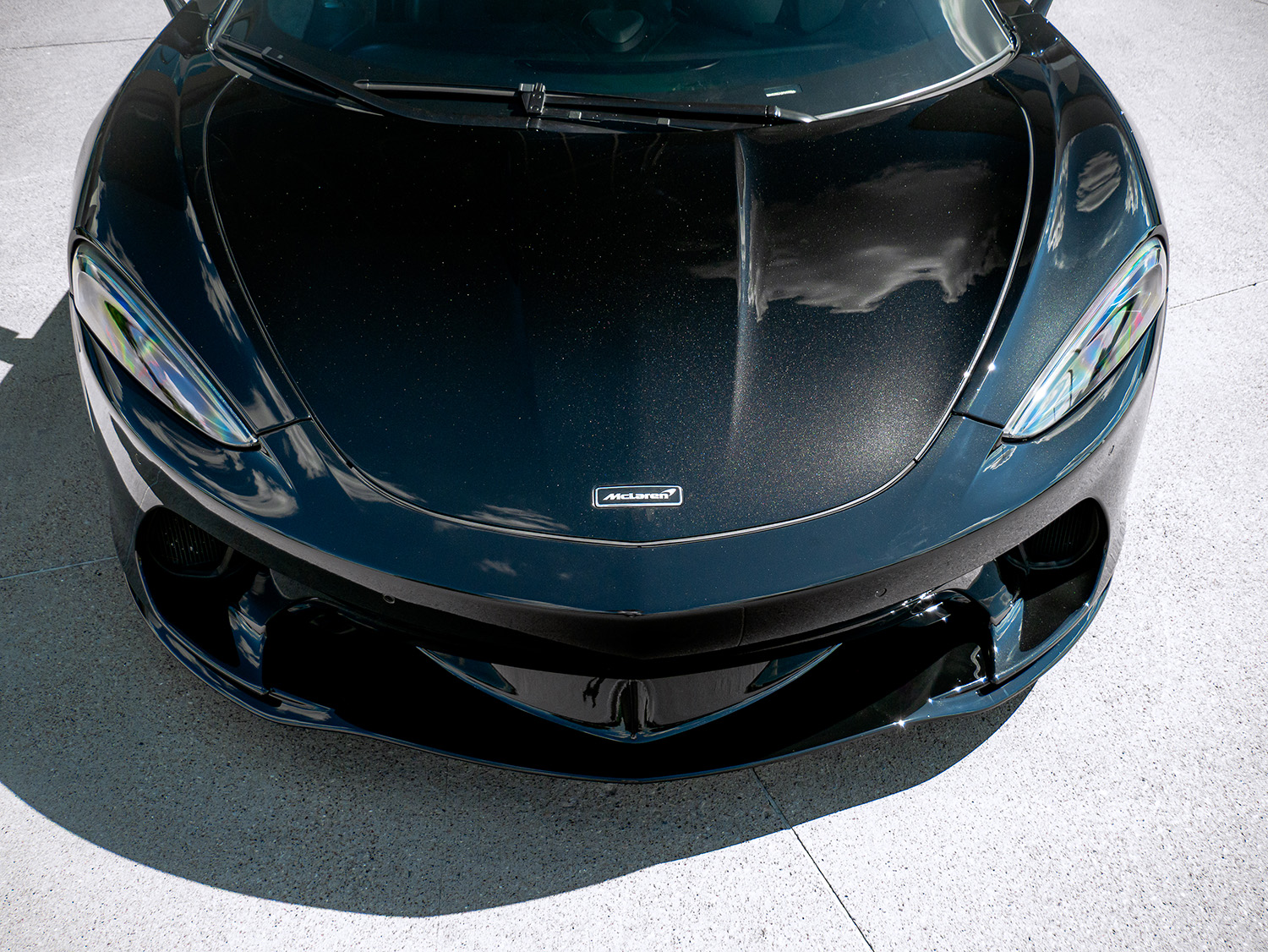 2023 McLaren GT — photo 9 of 30