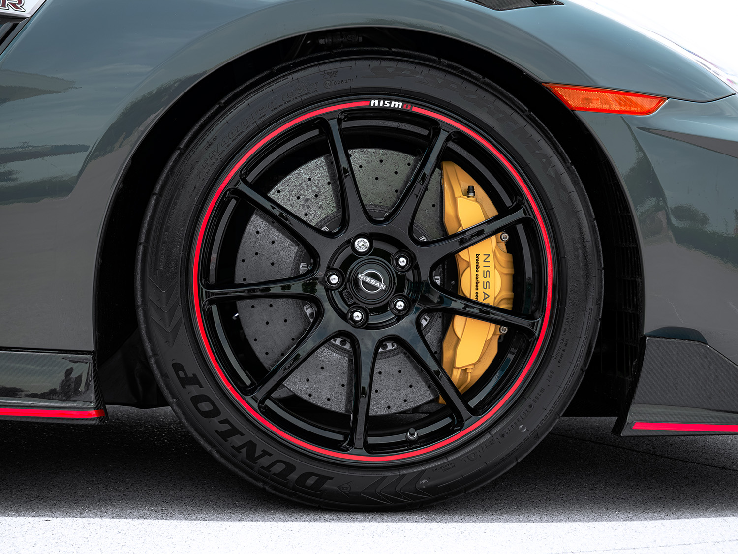 2024 Nissan GT-R NISMO — photo 29 of 30